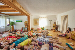 In Lak'ech, Buen Vivir! © 2025 Anna & Martin In Lak'ech, Buen Vivir! © 2025 https://buen-vivir.de/anna-und-martin-heiraten-schamanisch/