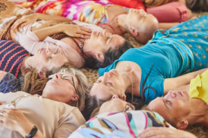 In Lak'ech, Buen Vivir! © 2025 Anna & Martin In Lak'ech, Buen Vivir! © 2025 https://buen-vivir.de/anna-und-martin-heiraten-schamanisch/