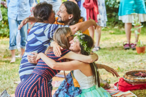 In Lak'ech, Buen Vivir! © 2025 Anna & Martin In Lak'ech, Buen Vivir! © 2025 https://buen-vivir.de/anna-und-martin-heiraten-schamanisch/